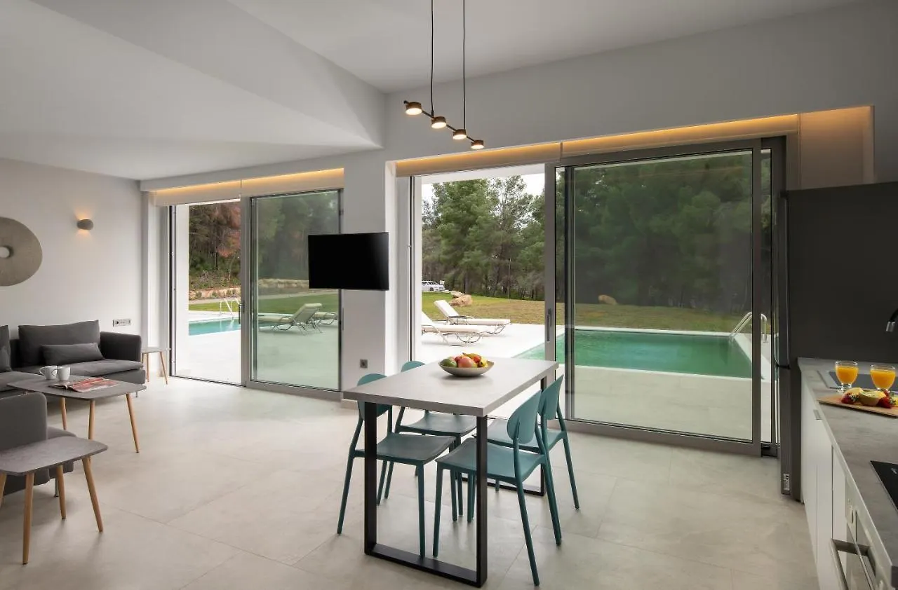 Nikiti Botanic Pool Suites Apartment