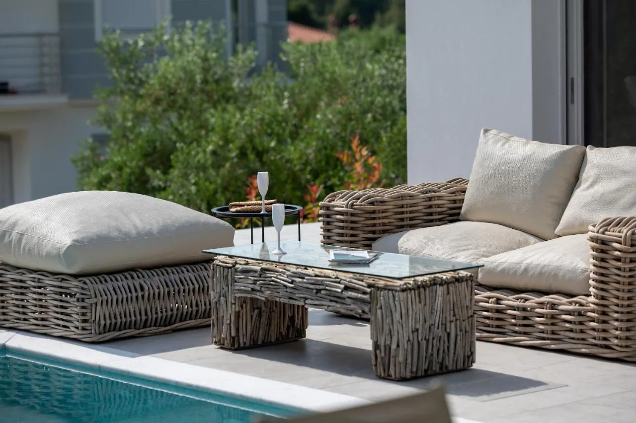 Nikiti Botanic Pool Suites 0*, Nikiti (Sithonia)