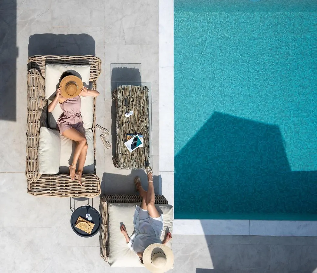 Nikiti Botanic Pool Suites