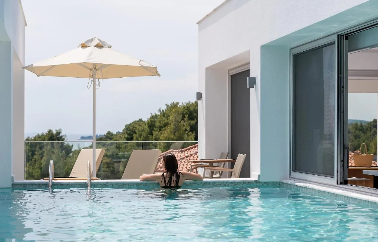Nikiti Botanic Pool Suites